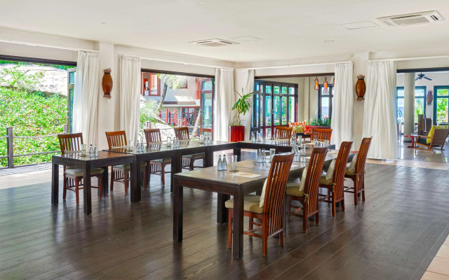 DoubleTree by Hilton Seychelles - Allamanda Resort & Spa