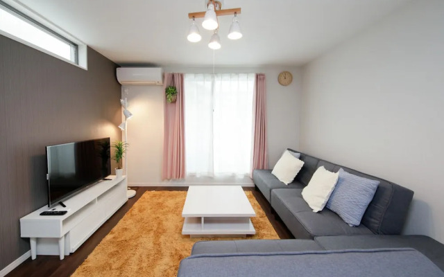 Higashi-Rokugo House Black