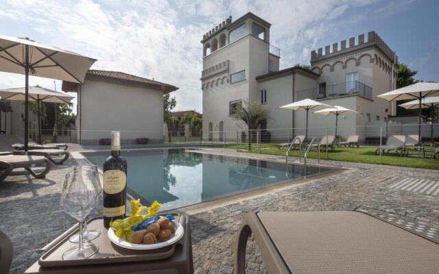 Villa Bernasconi - camere e ristorante -
