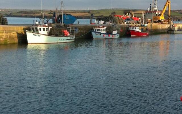 Harbour Retreat Padstow - Entire Apartment