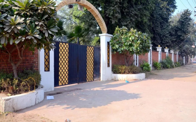OYO 2376 Bellevue Hotel