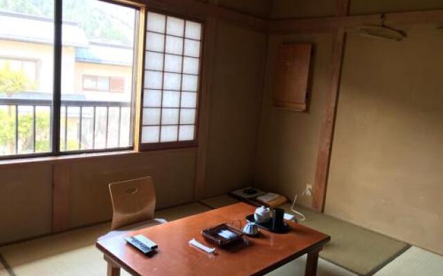 Nagahama Ryokan