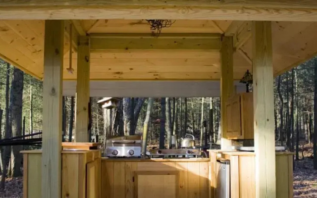 Art Cabin in the Woods