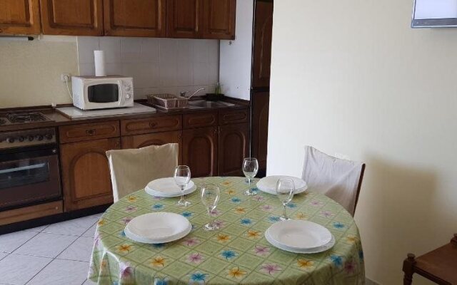 Apartman Tribunj Luji i Andreja