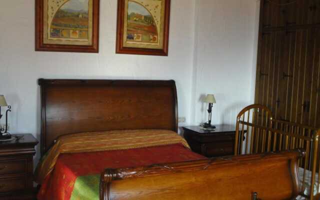 El Jaral House 102849 by MO Rentals