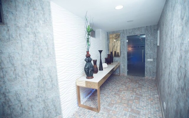 My Way Boulevard Hotel