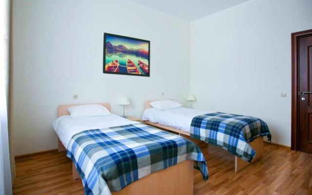 PriyutPandyi Hotel
