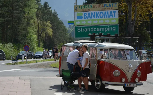 Four Seasons Apartment