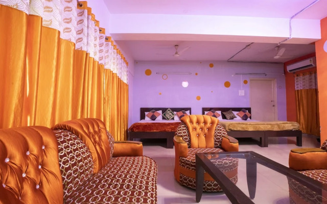 The Salvation Army Red  Shield Guest House - Hostel