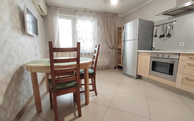 Апартаменты на улице Атарбекова 1/2