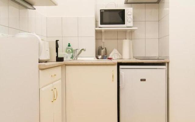Authentic Akacfa Apartment