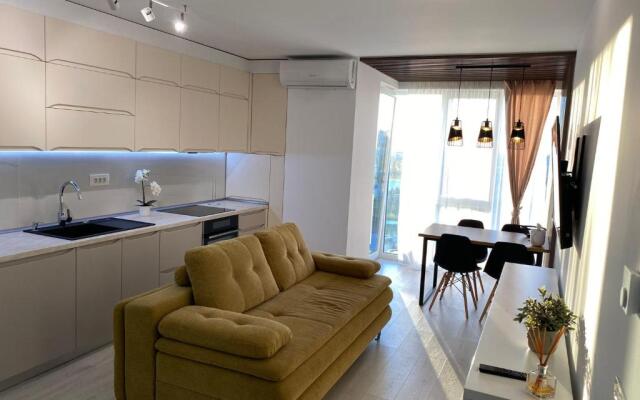 11th Floor Luxury Residence