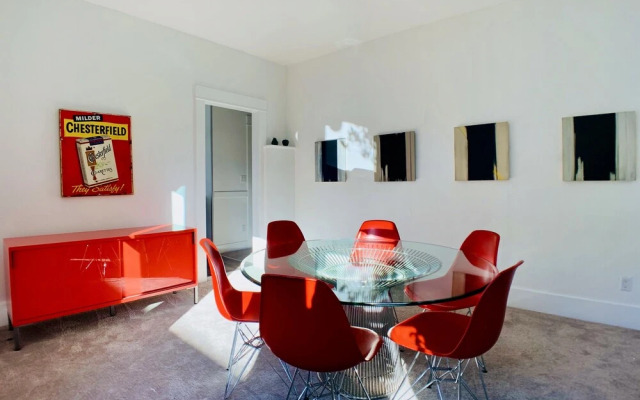 Central Queen Anne Lookout