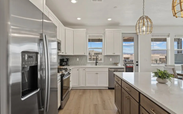 Periwinkle Sky 3 Bedroom Condo