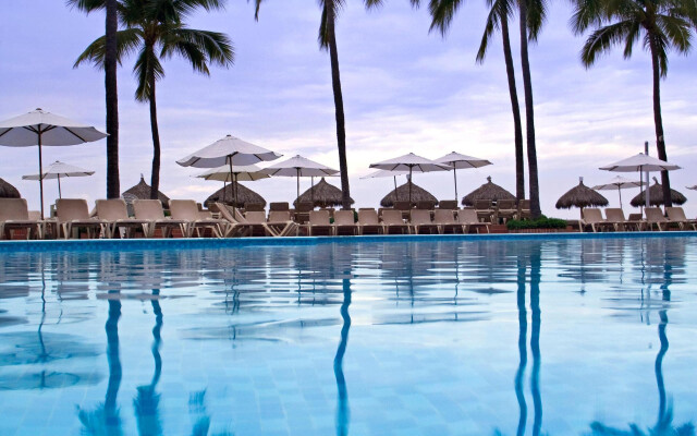 Sheraton Buganvilias Resort & Convention Center