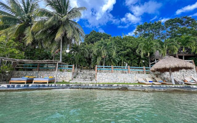 Villa Santuario Lake Front Oasis