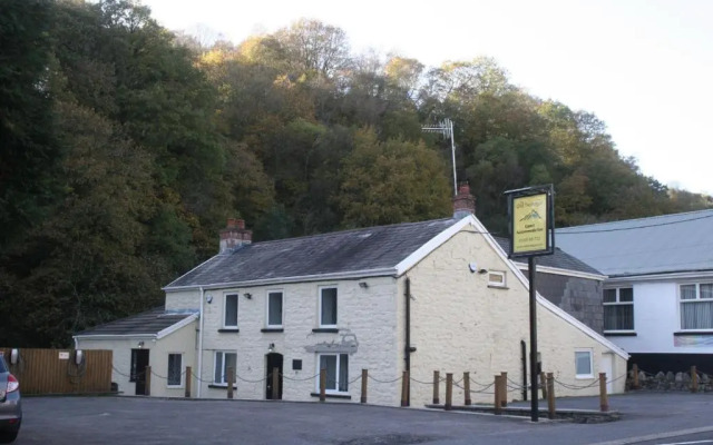 Old Tredegar Arms