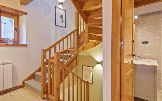 Luderna - Casa Eth Farrow I