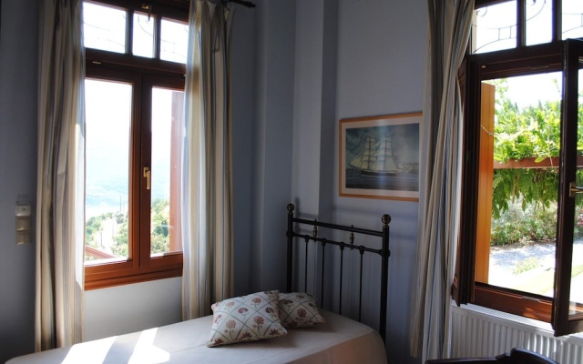 Stolios Skopelos - Euterpe Split Level Gem