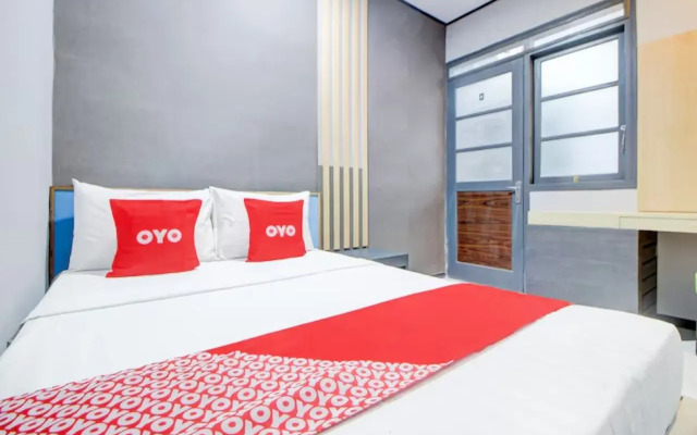 Hotel O Stasiun Tegal Near Alun-Alun  Formerly Ameera Guest House