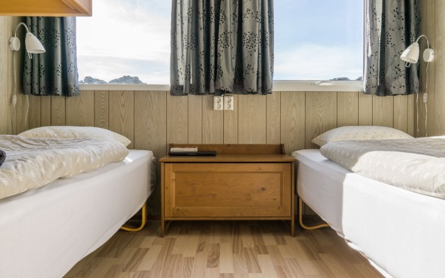 Vogar Travel Service