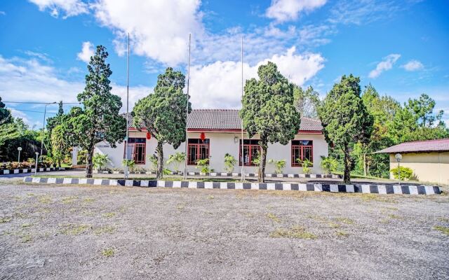 Capital O 92214 Beristera Hotel