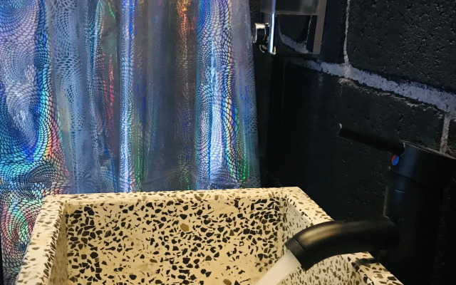 Cálido Cosmos Hotel