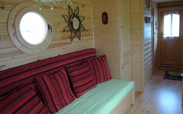 Maison d'hôtes La Roulotte des 4 Saisons