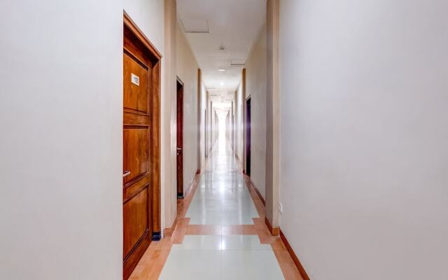 OYO Flagship Tembok Batu Residence
