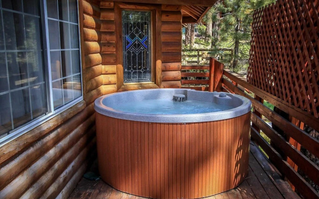 Forest Treehouse 1473 by RedAwning