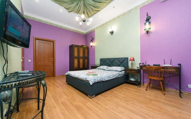 One bedroom Apartment - Centre of Kiev - 2140