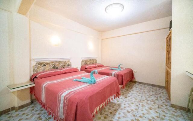 PENINSULA STAYS Business Hotel 2 CAMAS Matrimoniales