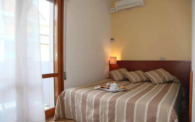 Hotel Pigalle