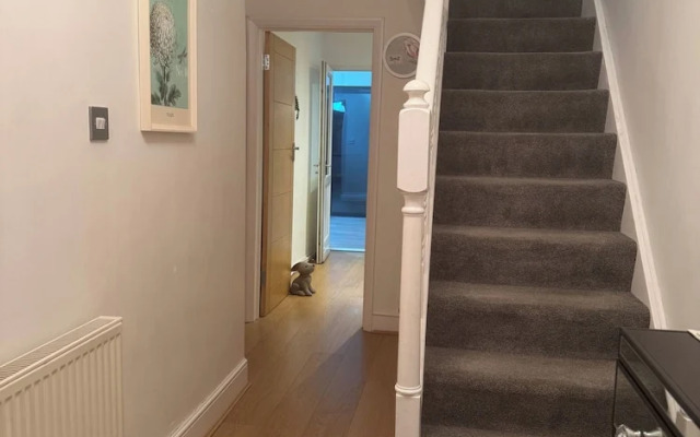 Oxford - Villa - Sleeps 8 - Garden - Parking