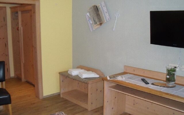 Hüttendorf 49 gradnord