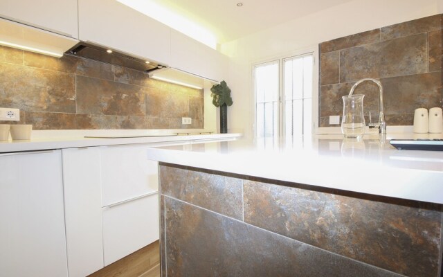 Deluxe Apartment Santa Clara