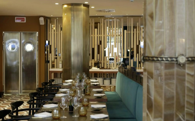 Pestana Porto - A Brasileira, City Center & Heritage Building