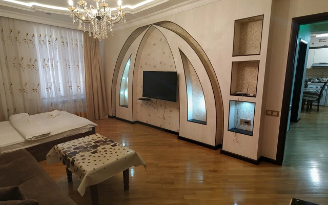 Bakuvi Tourist Apartment B219