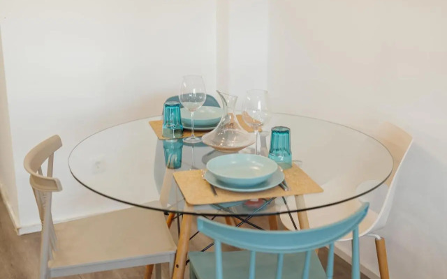 1BR Flat in Trindade w/ AC by metro station