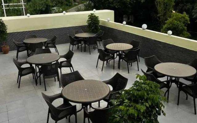 Hotel Reem