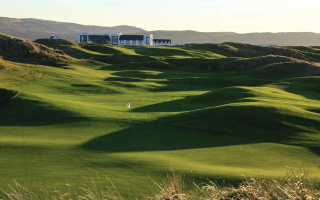 Another Place, The Machrie