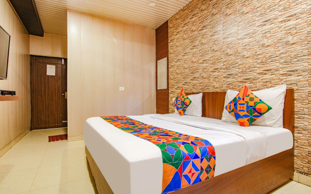 Fabhotel Doon Maira