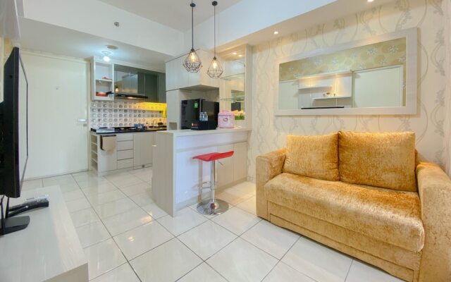 Spacious And Homey 3Br At Springlake Summarecon Bekasi Apartment