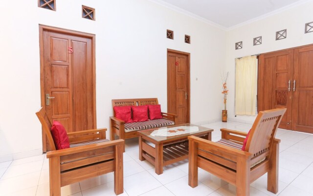 Dahlia Guesthouse by OYO Rooms