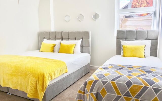 KVM - Mill Yard Apartment