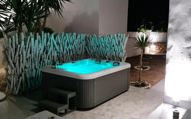 Zoumis Residence