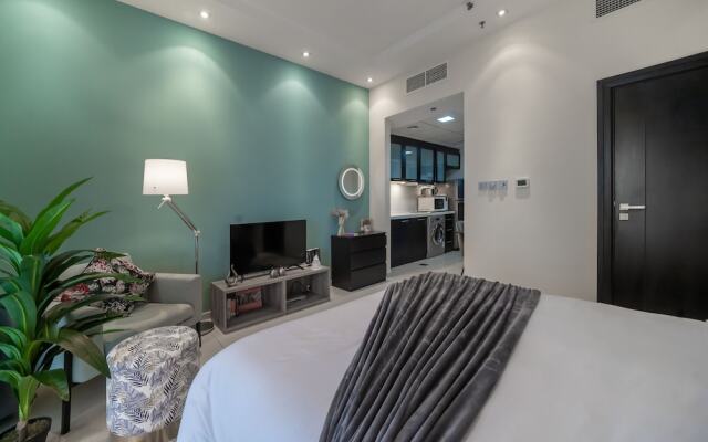 Skyview Tower by Higuests Vacation Homes