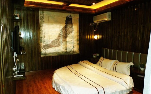Narrow Alley Hostel
