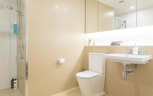 Compact Brisbane Pad With 2 Bedrooms