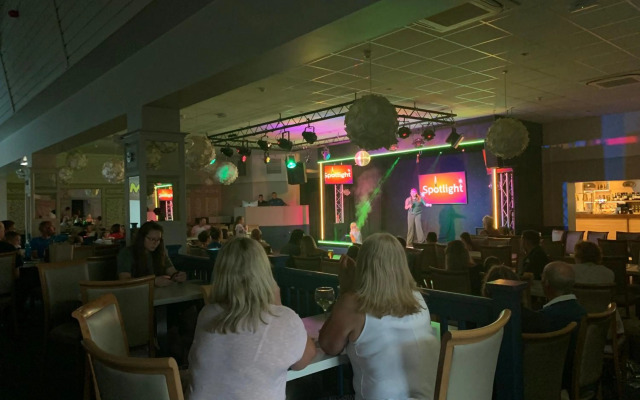 Forest & beach access Naish park